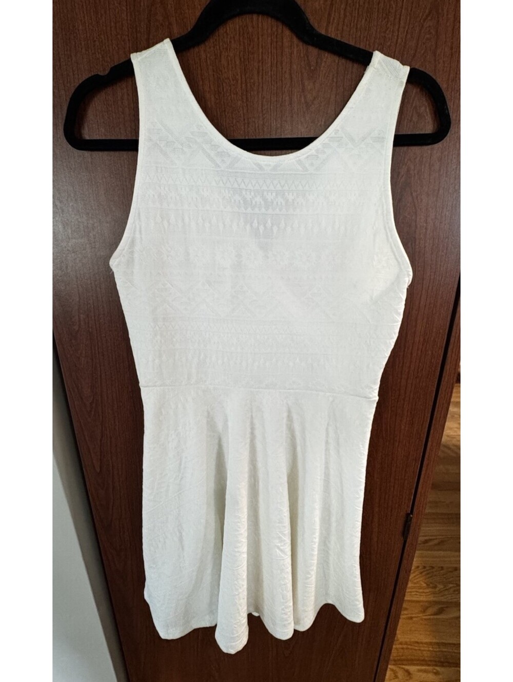 Ginger G White Fit & Flare Sleeveless Dress Textured NWT Women’s Medium
